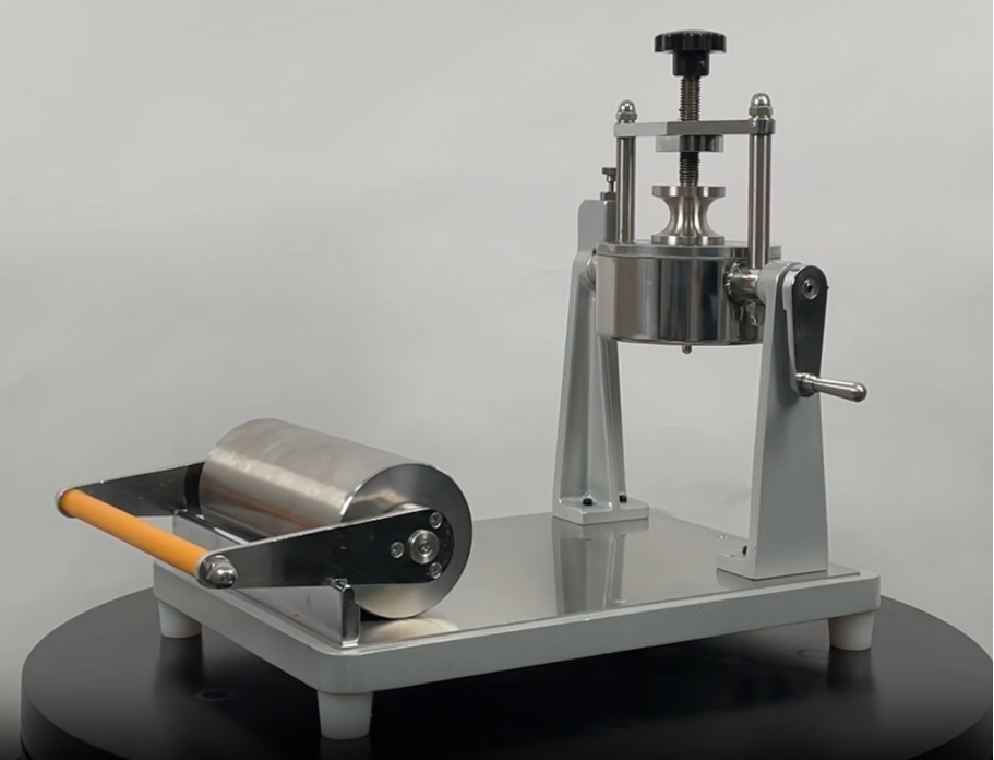 当纸张遇上水：解密纤维的“亲水密码”与工业破局之道